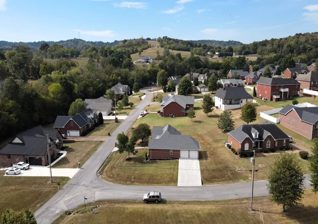 Photo 3 of Single family home for sale at 95 Maple Dr, Woodbury, TN 37190 | MLS# 3603605 | Listing updated on 2026-10-02