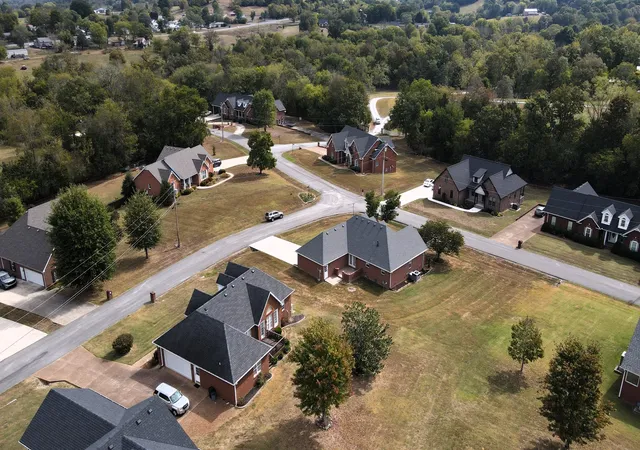 Photo 3 of Single family home for sale at 95 Maple Dr, Woodbury, TN 37190 | MLS# 3603605 | Listing updated on 2026-10-02