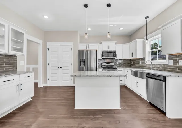 Photo 1 of Single family home for sale at 361 Abeline Dr, Clarksville, TN 37043 | MLS# 3612129 | Listing updated on 2026-10-08
