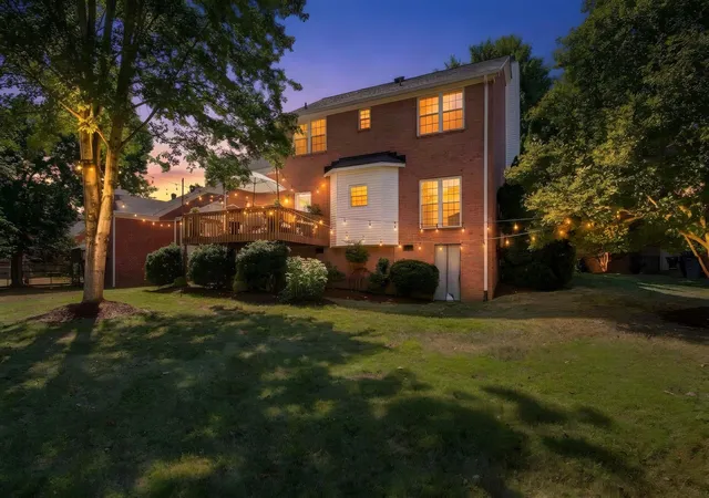 Photo 3 of Single family home for sale at 2112 Tonya Ct, Franklin, TN 37064 | MLS# 3603637 | Listing updated on 2026-10-23