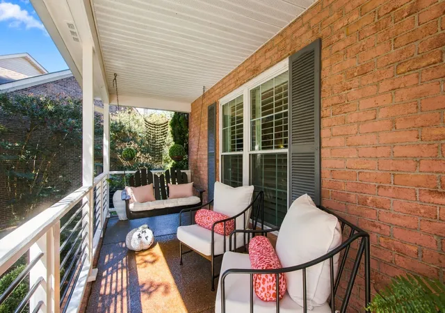 Photo 4 of Single family home for sale at 2112 Tonya Ct, Franklin, TN 37064 | MLS# 3603637 | Listing updated on 2026-10-23