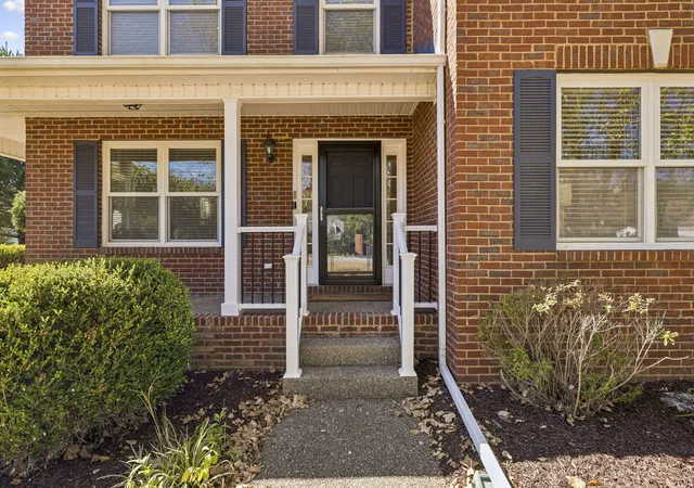 Photo 4 of Single family home for sale at 1922 Victorian Rd, Columbia, TN 38401 | MLS# 3603557 | Listing updated on 2026-10-09