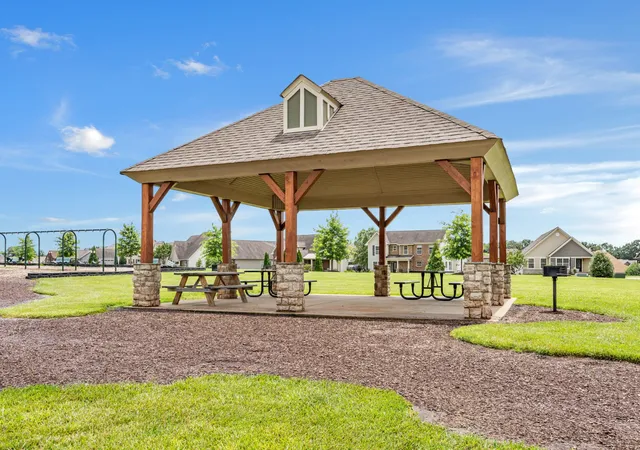 Photo 2 of Single family home for sale at 1178 Buggy Cv, Clarksville, TN 37043 | MLS# 3611713 | Listing updated on 2026-10-05