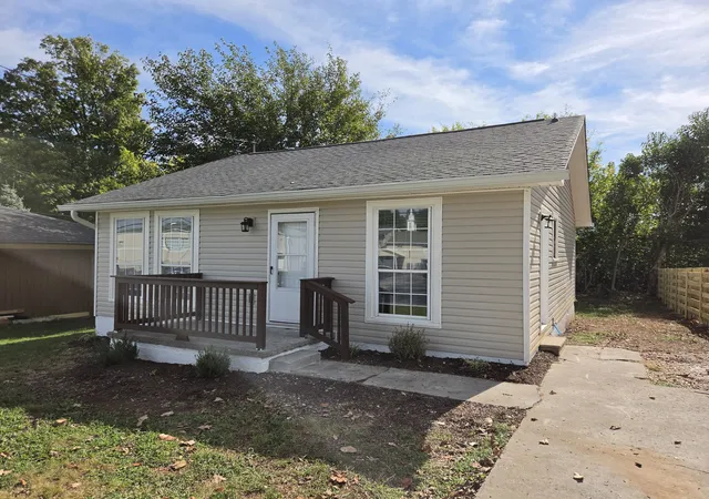 Photo 1 of Single family home for sale at 745 Church St Se, Cleveland, TN 37311 | MLS# 3603442 | Listing updated on 2026-09-30