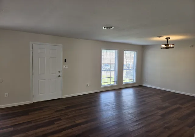 Photo 2 of Single family home for sale at 745 Church St Se, Cleveland, TN 37311 | MLS# 3603442 | Listing updated on 2026-09-30