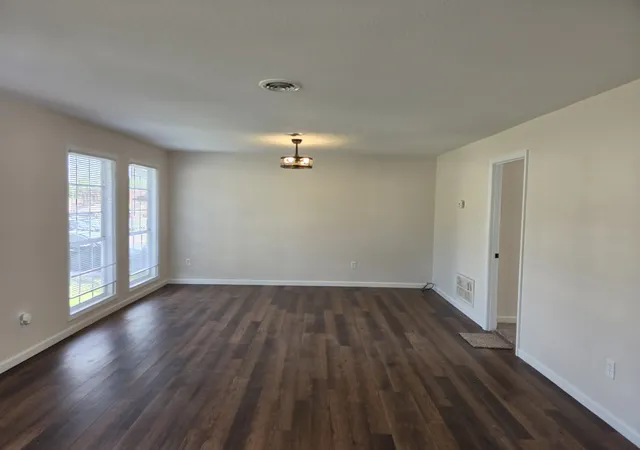 Photo 3 of Single family home for sale at 745 Church St Se, Cleveland, TN 37311 | MLS# 3603442 | Listing updated on 2026-09-30