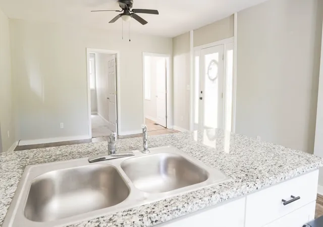 Photo 4 of Single family home for sale at 112 Humphries St, Charlotte, TN 37036 | MLS# 3603407 | Listing updated on 2026-10-05