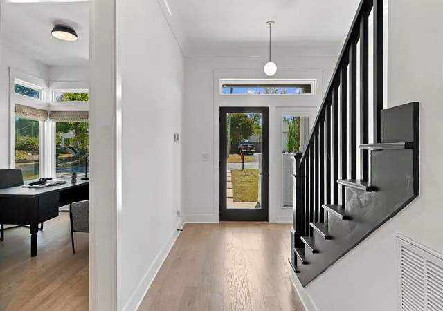 Photo 2 of Single family home for sale at 5310 Elkins Ave, Nashville, TN 37209 | MLS# 3603506 | Listing updated on 2026-10-05
