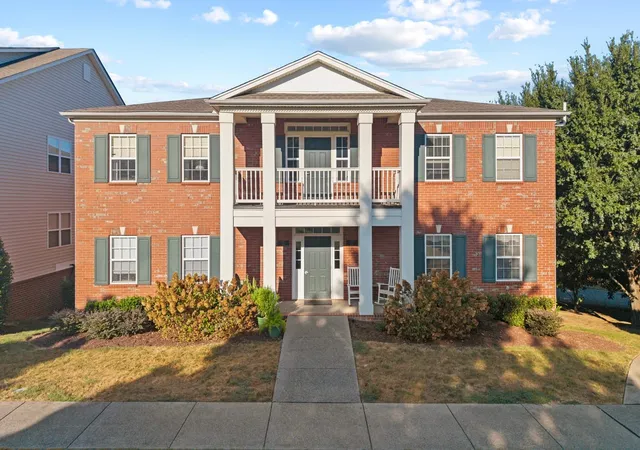 Photo 1 of Condo for sale at 1225 Park Run Dr, Franklin, TN 37067 | MLS# 3610580 | Listing updated on 2026-10-09