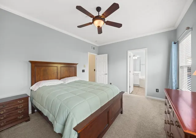 Listing Photo 5 - Condo for sale in building located at 1225 Park Run Dr, Franklin, TN 37067