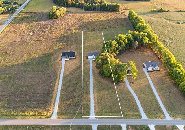 Photo 2 of Single family home for sale at 2143 Powell Ln, Lewisburg, TN 37091 | MLS# 3603534 | Listing updated on 2026-10-01