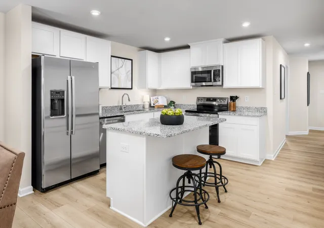 Listing Photo 5 - Condo for sale in building located at 324 Byrum Dr, White House, TN 37188 - Unit #101