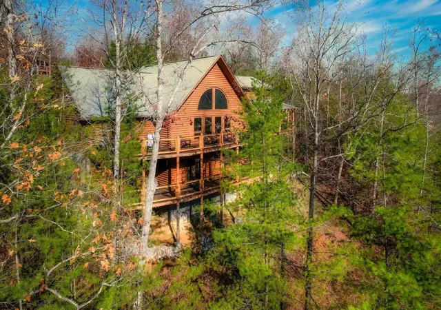 Photo 1 of Single family home for sale at 2760 Cedar Fls Way, Sevierville, TN 37862 | MLS# 3603495 | Listing updated on 2026-10-07