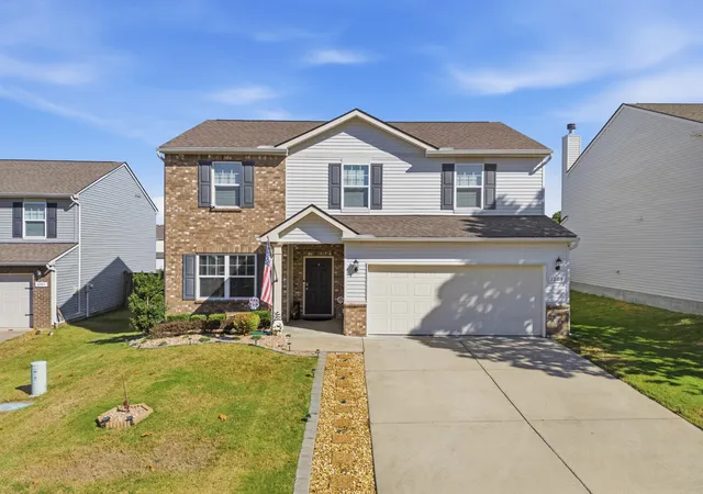 Photo 3 of Single family home for sale at 1203 Lumsley Dr, Lebanon, TN 37087 | MLS# 3614481 | Listing updated on 2026-10-08