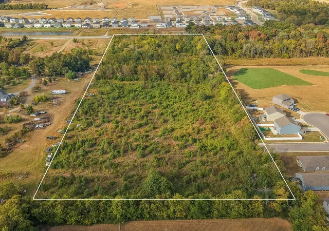 Photo 2 of Land for sale at 0 Veals Rd, Murfreesboro, TN 37127 | MLS# 3603940 | Listing updated on 2026-10-07