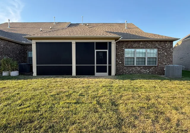 Photo 2 of Single family home for sale at 867 Meadowcrest Way, Lebanon, TN 37090 | MLS# 3603625 | Listing updated on 2026-10-07