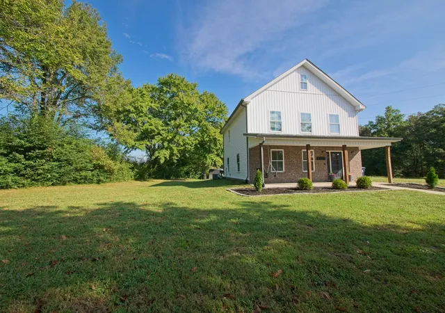 Photo 3 of Single family home for sale at 546 Green Meadow Dr, Smithville, TN 37166 | MLS# 3610233 | Listing updated on 2026-10-08