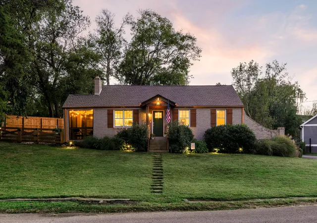 Photo 1 of Single family home for sale at 5015 Inglewood Ct, Nashville, TN 37216 | MLS# 3626718 | Listing updated on 2026-10-28