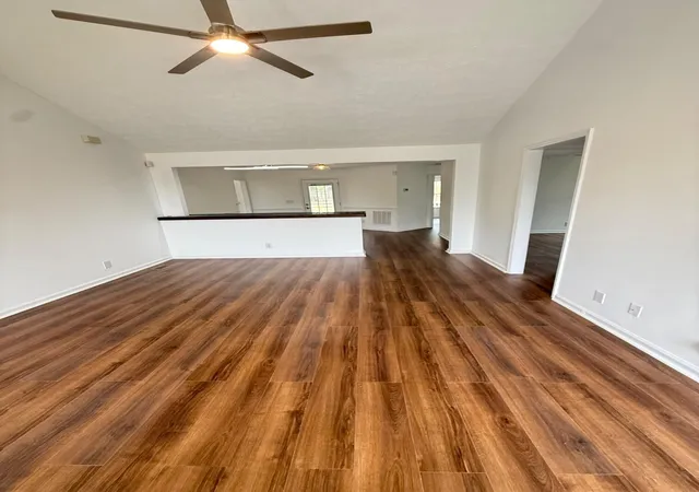 Photo 4 of Single family home for sale at 634a Freedom Pl, Nashville, TN 37209 | MLS# 3603936 | Listing updated on 2026-10-07