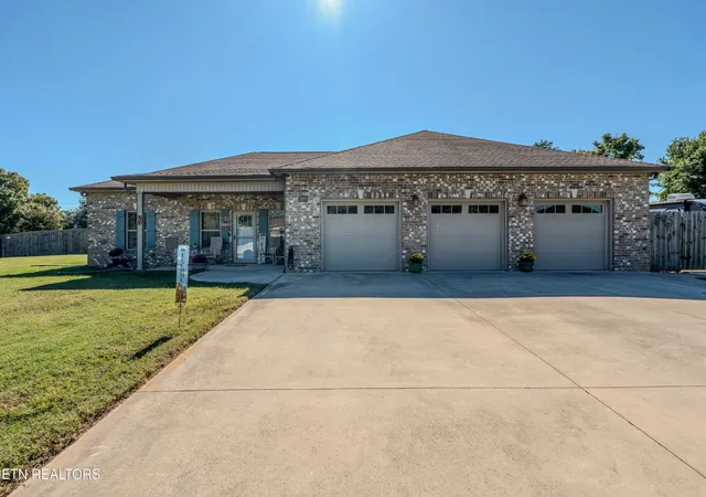 Photo 3 of Single family home for sale at 509 Carpenter Dr, Seymour, TN 37865 | MLS# 3603497 | Listing updated on 2026-10-02