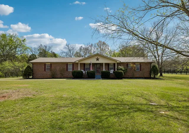 Photo 3 of Single family home for sale at 3812 Rockdale Fellowship Rd, Mount Juliet, TN 37122 | MLS# 3610452 | Listing updated on 2026-10-05