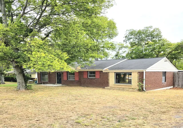 Photo 1 of Single family home for sale at 715 Oakdell Ave, Madison, TN 37115 | MLS# 3603561 | Listing updated on 2026-10-05