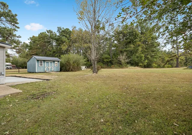 Photo 3 of Single family home for sale at 113 Chandler St, Hohenwald, TN 38462 | MLS# 3611333 | Listing updated on 2026-10-07