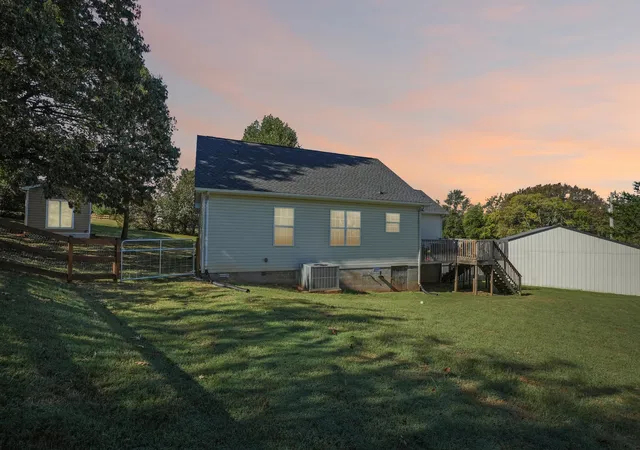 Photo 3 of Single family home for sale at 5730 Lakeview Rd, Springfield, TN 37172 | MLS# 3603803 | Listing updated on 2026-10-08