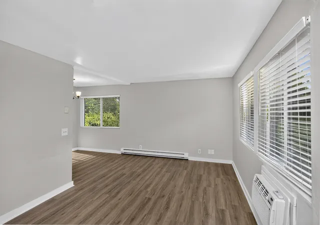 Photo 3 of Single family home for sale at 550 Harding Pl #E103, Nashville, TN 37211 | MLS# 3603525 | Listing updated on 2026-10-01