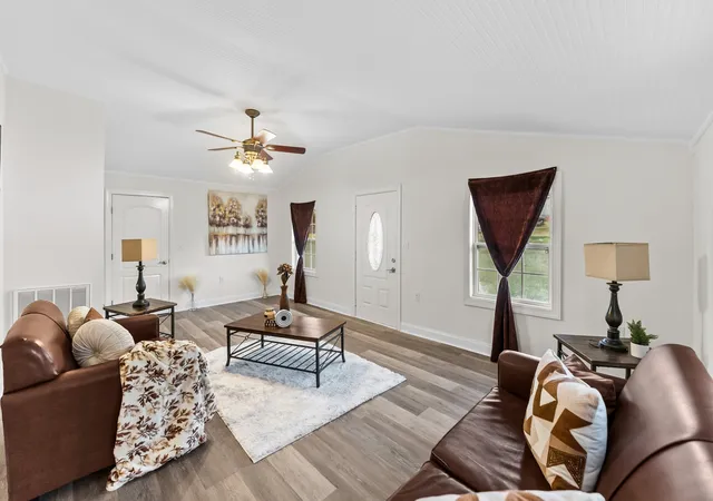 Photo 2 of Single family home for sale at 13512 Old Nashville Hwy, Smyrna, TN 37167 | MLS# 3615408 | Listing updated on 2026-10-10