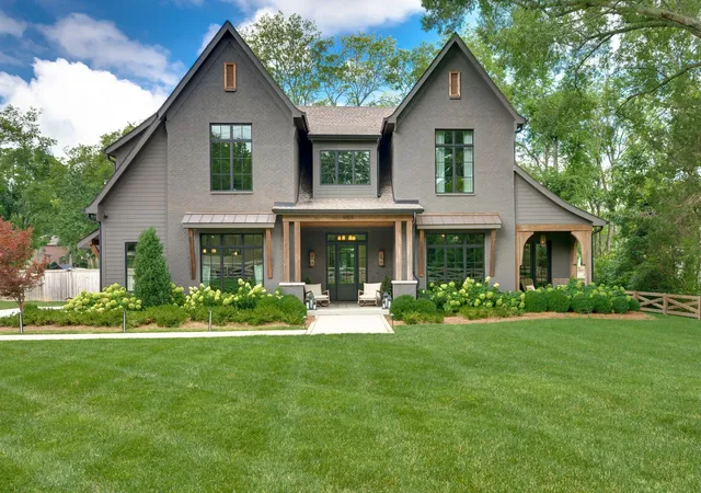 Photo 1 of Mansion for sale at 4809 Granny White Pike, Nashville, TN 37220 | MLS# 3603554 | Listing updated on 2026-10-01