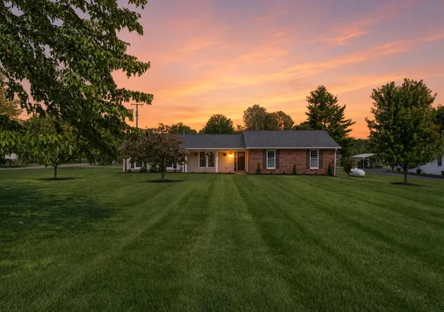 Photo 3 of Single family home for sale at 7542 Bethel Rd, Goodlettsville, TN 37072 | MLS# 3610199 | Listing updated on 2026-10-04