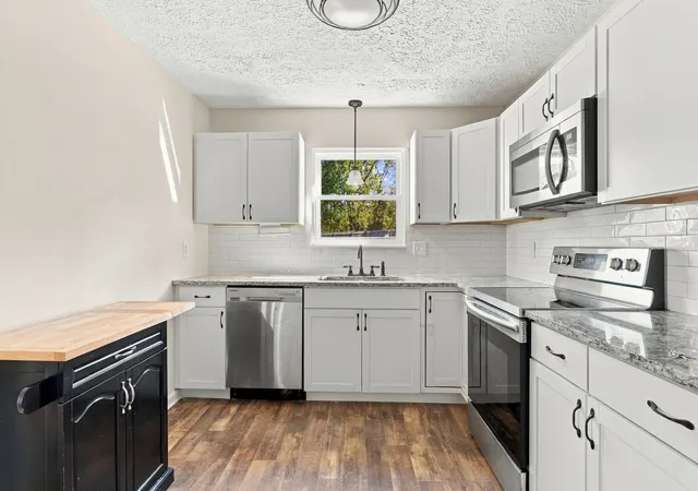 Photo 2 of Single family home for sale at 400 Amquiwood Ct, Madison, TN 37115 | MLS# 3604040 | Listing updated on 2026-10-05