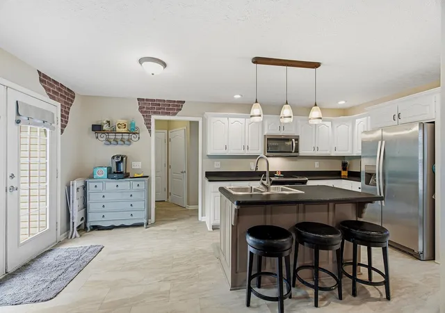 Photo 4 of Single family home for sale at 1002 Washington Dr, Cottontown, TN 37048 | MLS# 3610146 | Listing updated on 2026-10-06