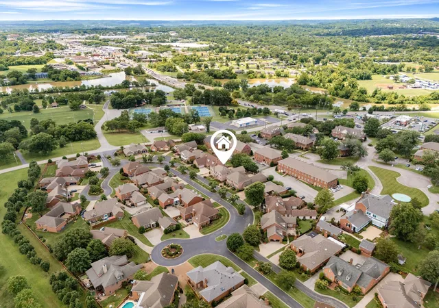 Photo 2 of Single family home for sale at 111 Carriage Way, Hendersonville, TN 37075 | MLS# 3624422 | Listing updated on 2026-10-23