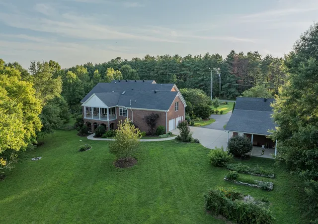 Photo 1 of Single family home for sale at 6301 Pettus Rd, Antioch, TN 37013 | MLS# 3603617 | Listing updated on 2026-10-05