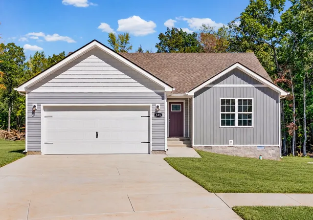 Single family home for sale at 333 Tisha Ct, Clarksville, TN 37042 | MLS# 3604000