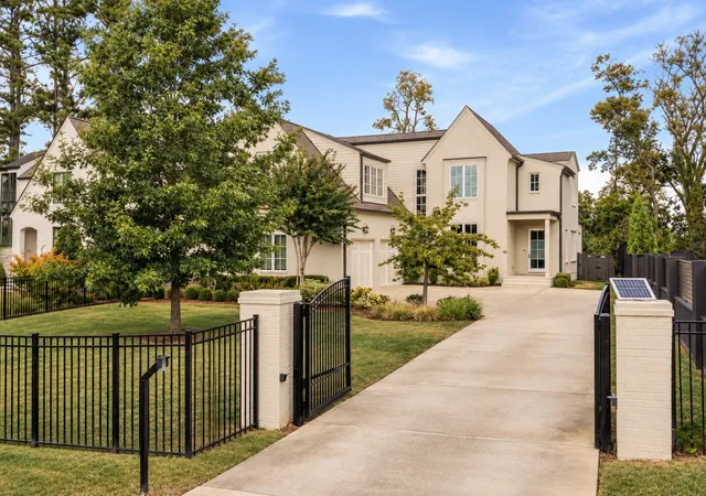 Single family home for sale at 1808 Castleman Dr, Nashville, TN 37215 | MLS# 3611270