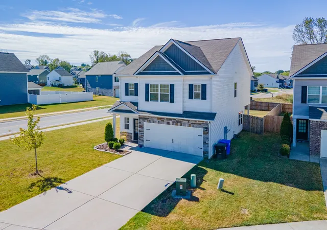 Photo 1 of Single family home for sale at 341 Geneva Ln, Columbia, TN 38401 | MLS# 3603572 | Listing updated on 2026-10-01