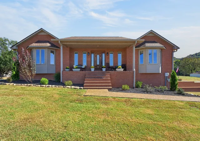 Photo 3 of Single family home for sale at 12476 Nashville Hwy, Liberty, TN 37095 | MLS# 3613221 | Listing updated on 2026-10-08