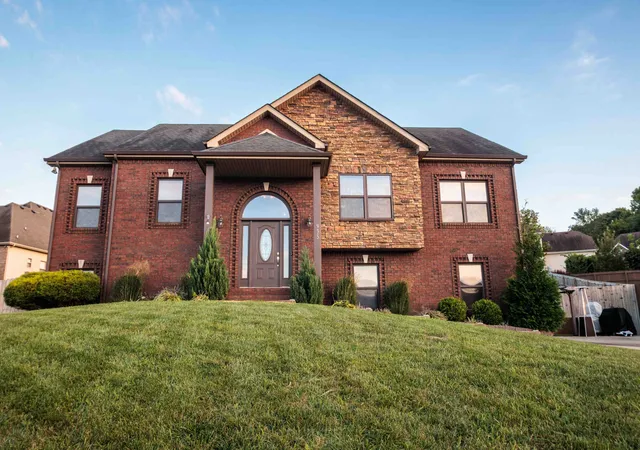 Photo 2 of Single family home for sale at 935 Spring Ter Ct, Clarksville, TN 37040 | MLS# 3610635 | Listing updated on 2026-10-06