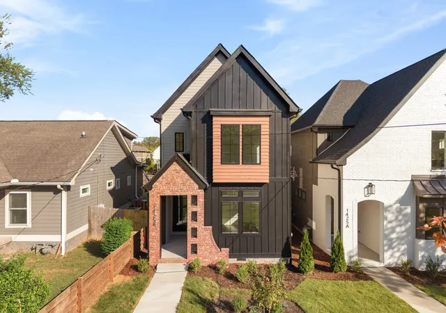 Single family home for sale at 1425b Pennock Ave, Nashville, TN 37207 | MLS# 3618859