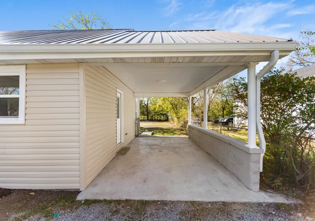 Photo 4 of Single family home for sale at 138 Richland Ave, Watertown, TN 37184 | MLS# 3624290 | Listing updated on 2026-10-22