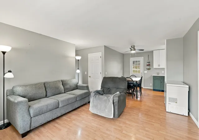 Photo 3 of Single family home for sale at 21 Spring Hl Rd, Mount Juliet, TN 37122 | MLS# 3619141 | Listing updated on 2026-10-11