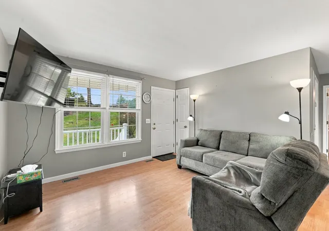 Photo 4 of Single family home for sale at 21 Spring Hl Rd, Mount Juliet, TN 37122 | MLS# 3619141 | Listing updated on 2026-10-11