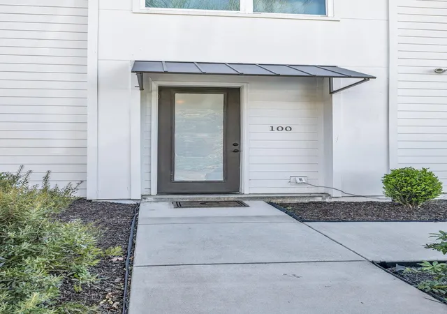 Photo 3 of Multi family home for sale at 15001502 East 13th St, Chattanooga, TN 37404 | MLS# 3603644 | Listing updated on 2026-10-01