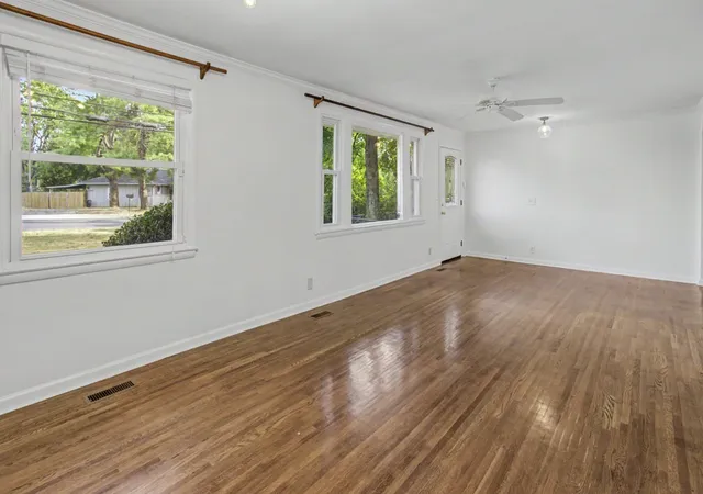 Photo 1 of Single family home for sale at 915 Patricia Dr, Nashville, TN 37217 | MLS# 3615338 | Listing updated on 2026-10-08