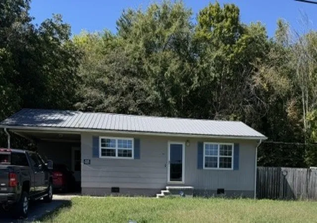 Photo 1 of Single family home for sale at 210 Mcconkey St, Madisonville, TN 37354 | MLS# 3603693 | Listing updated on 2026-10-01