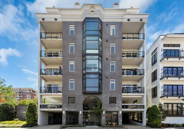Photo 2 of Condo for sale at 117 30th Avenue N #302, Nashville, TN 37203 | MLS# 3603747 | Listing updated on 2026-10-01