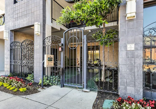 Photo 3 of Condo for sale at 117 30th Avenue N #302, Nashville, TN 37203 | MLS# 3603747 | Listing updated on 2026-10-01